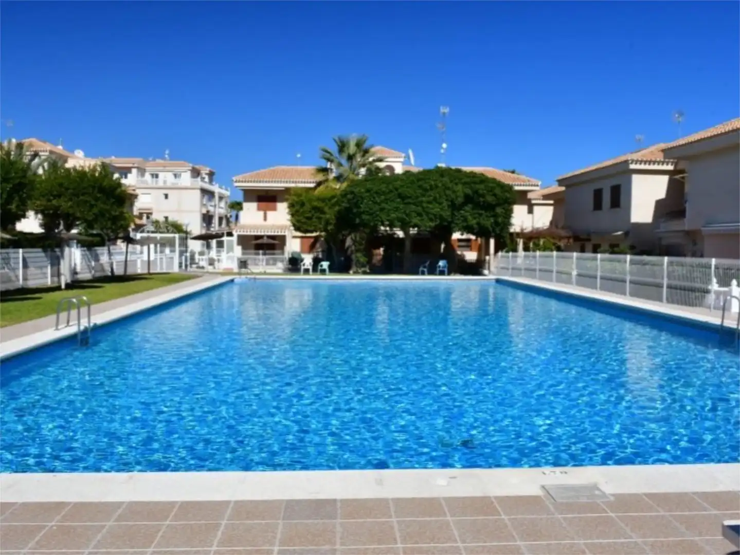Piscina de Planta baja en venta en Orihuela con Aire acondicionado, Piscina y Amueblado