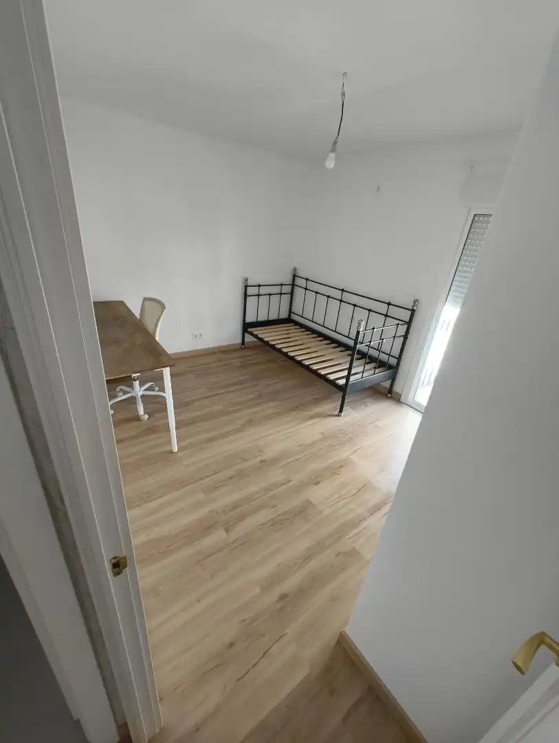 Flat for sale in Avenida San Juan Bosco, 6, Santiago - Coronación Bedroom of Flat for sale in Jerez de la Frontera with Parquet flooring, Furnished and Balcony