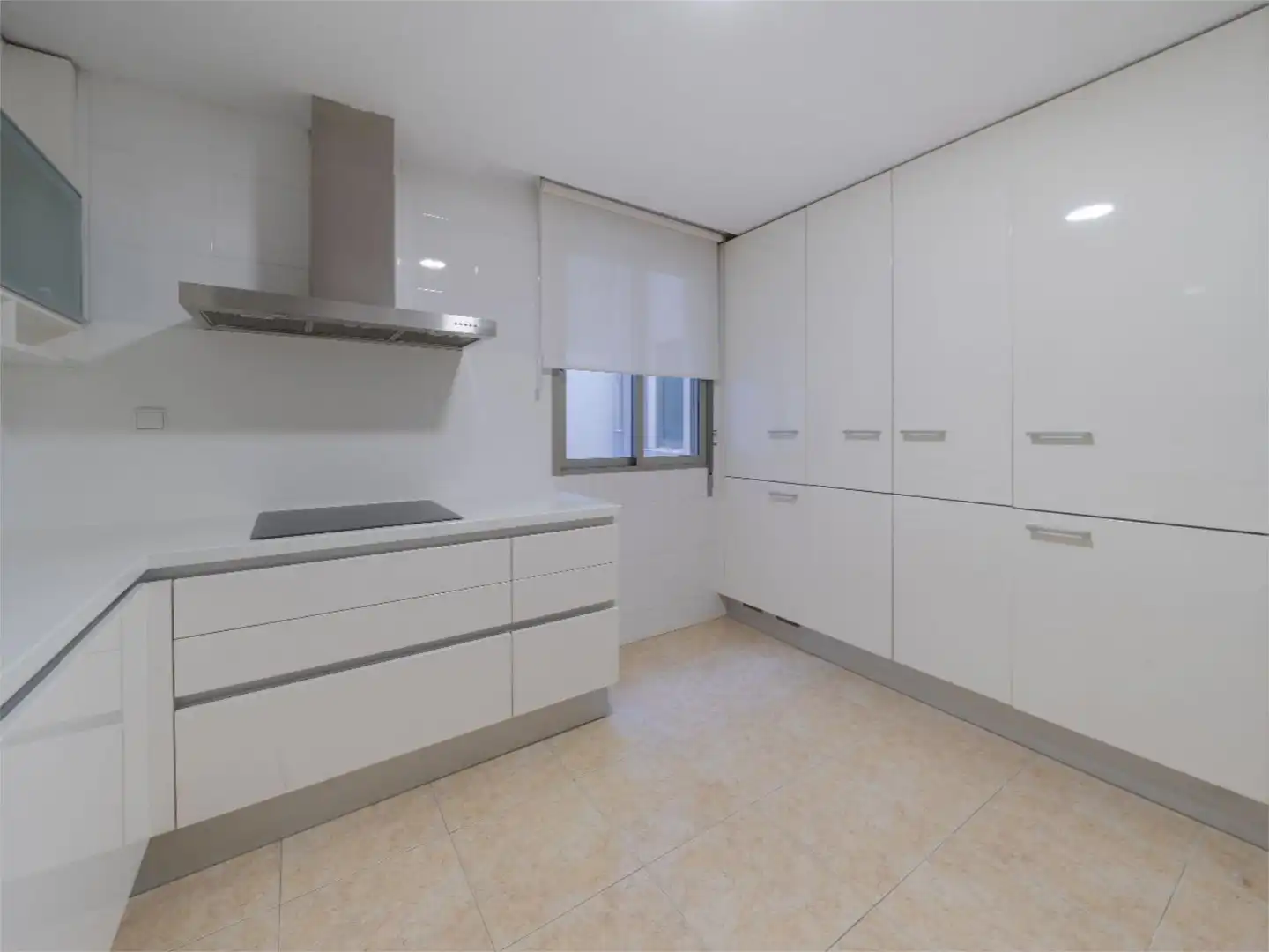 Flat for sale in Plaza Julián Romea, 3, Santa Catalina - San Bartolomé Kitchen of Flat for sale in Murcia with Air Conditioner, Heating and Terrace