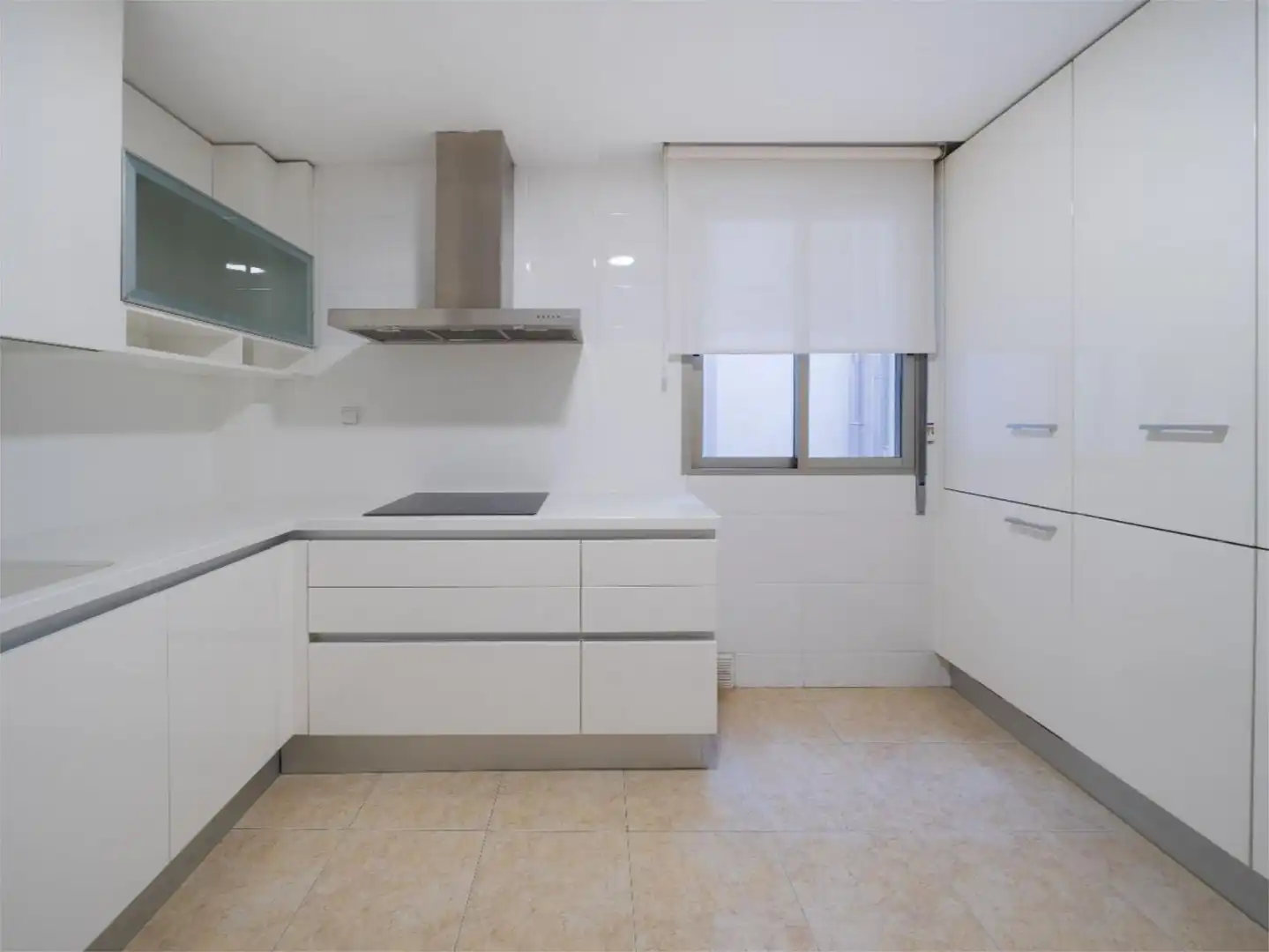 Flat for sale in Plaza Julián Romea, 3, Santa Catalina - San Bartolomé Kitchen of Flat for sale in Murcia with Air Conditioner, Heating and Terrace