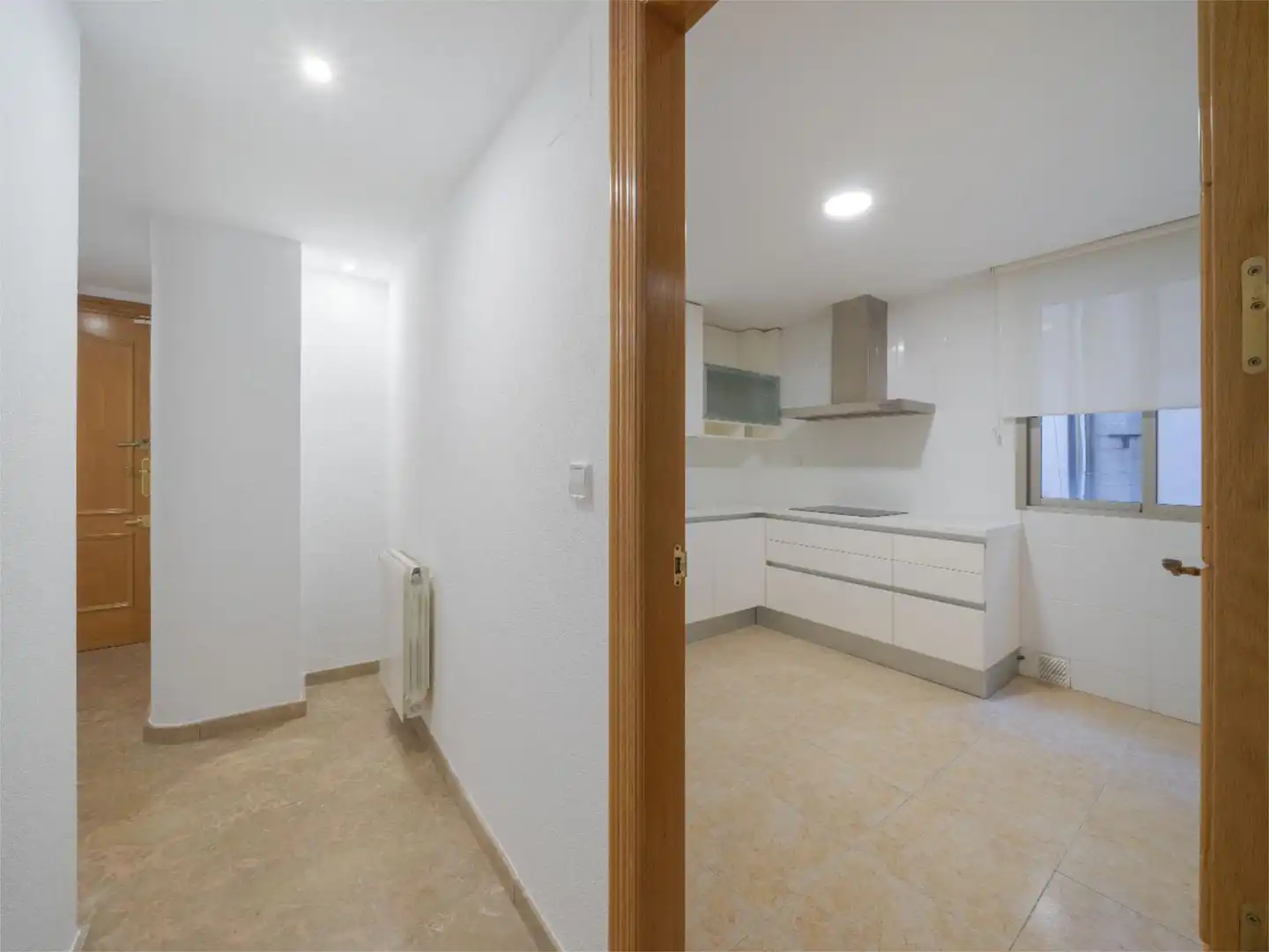 Flat for sale in Plaza Julián Romea, 3, Santa Catalina - San Bartolomé Kitchen of Flat for sale in Murcia with Air Conditioner, Heating and Terrace