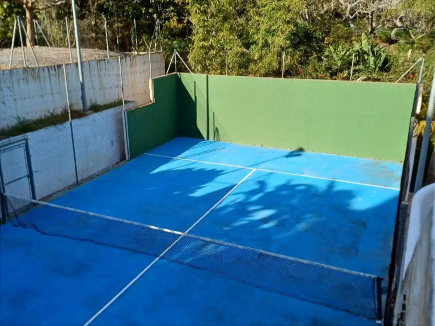 Einfamilien-Reihenhaus zum Verkauf in Camino Los Marinos, 54a, Cotobro Garten von Einfamilien-Reihenhaus zum Verkauf in Almuñécar mit Klimaanlage, Terrasse und Schwimmbad