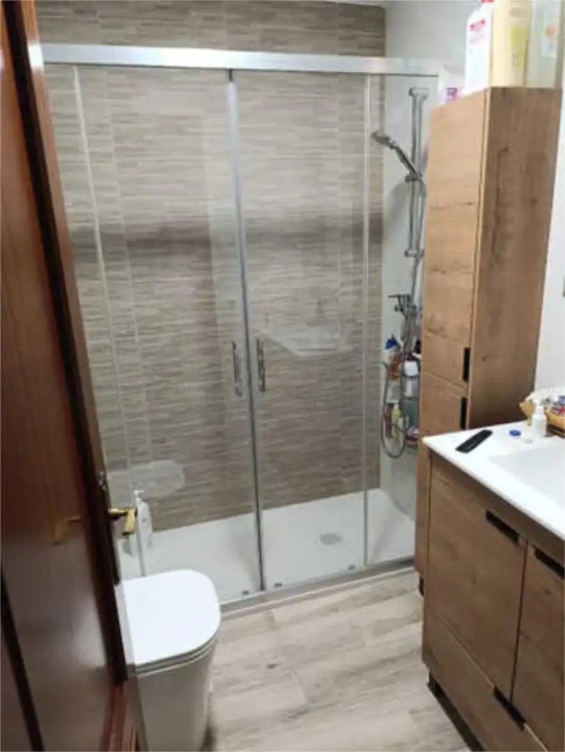 Bathroom of Flat for sale in Palma del Río  with Storage room