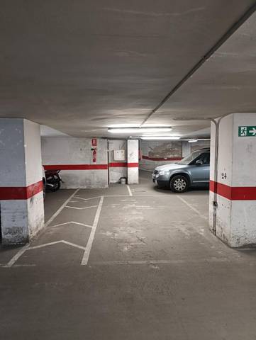 Garaje en Alquiler en Passeig de la Zona Franca, 158 en La Marina del Port