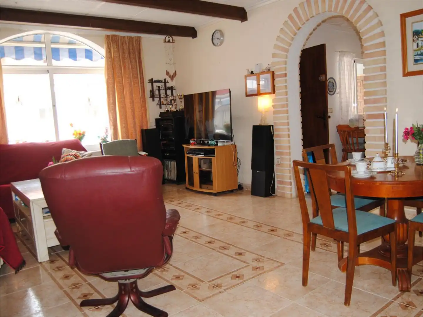 Casa adosada en venda a Calle Liszt, 421, Zona Carrefour - Urbanizaciones Sala d'estar de Casa adosada en venda en Torrevieja amb Aire condicionat i Terrassa