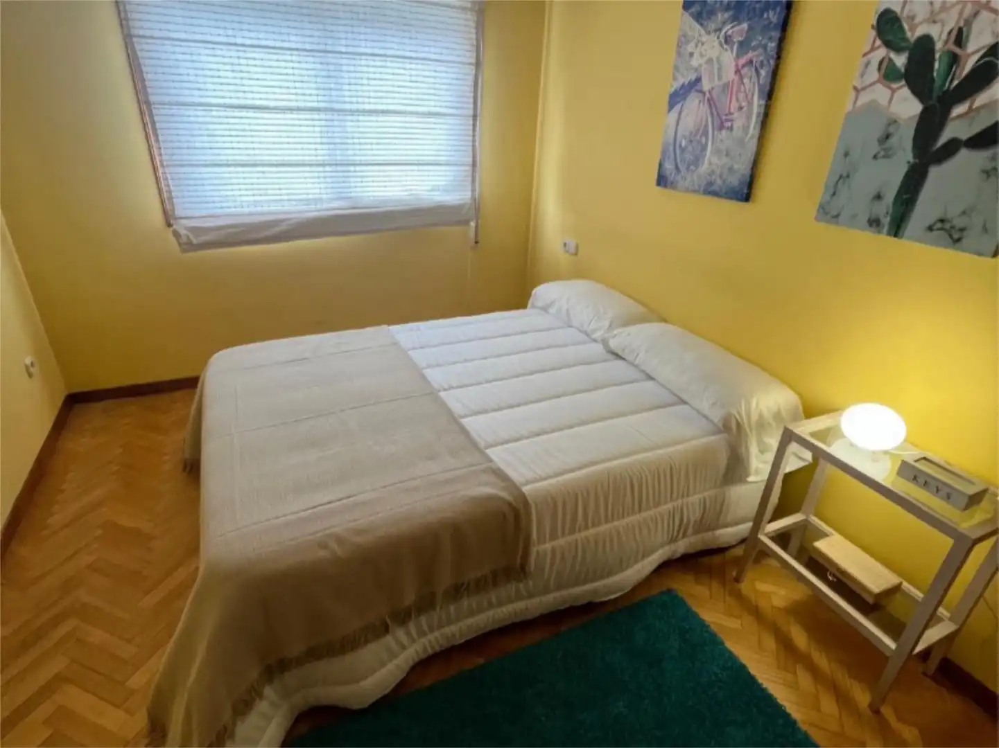 Piso en venta en Avenida Conde de Fenosa, 51, O Barco de Valdeorras Habitación de Piso en venta en O Barco de Valdeorras con Terraza y Balcón