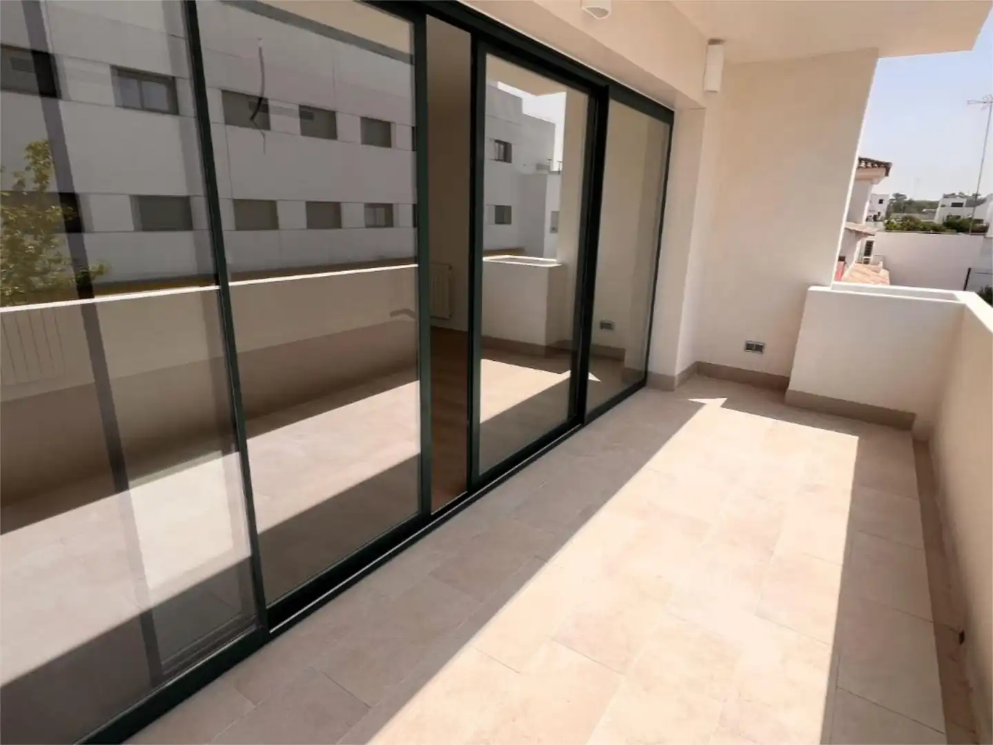 Terrace of Flat for sale in Sevilla  with Air Conditioner, Heating and Private garden
