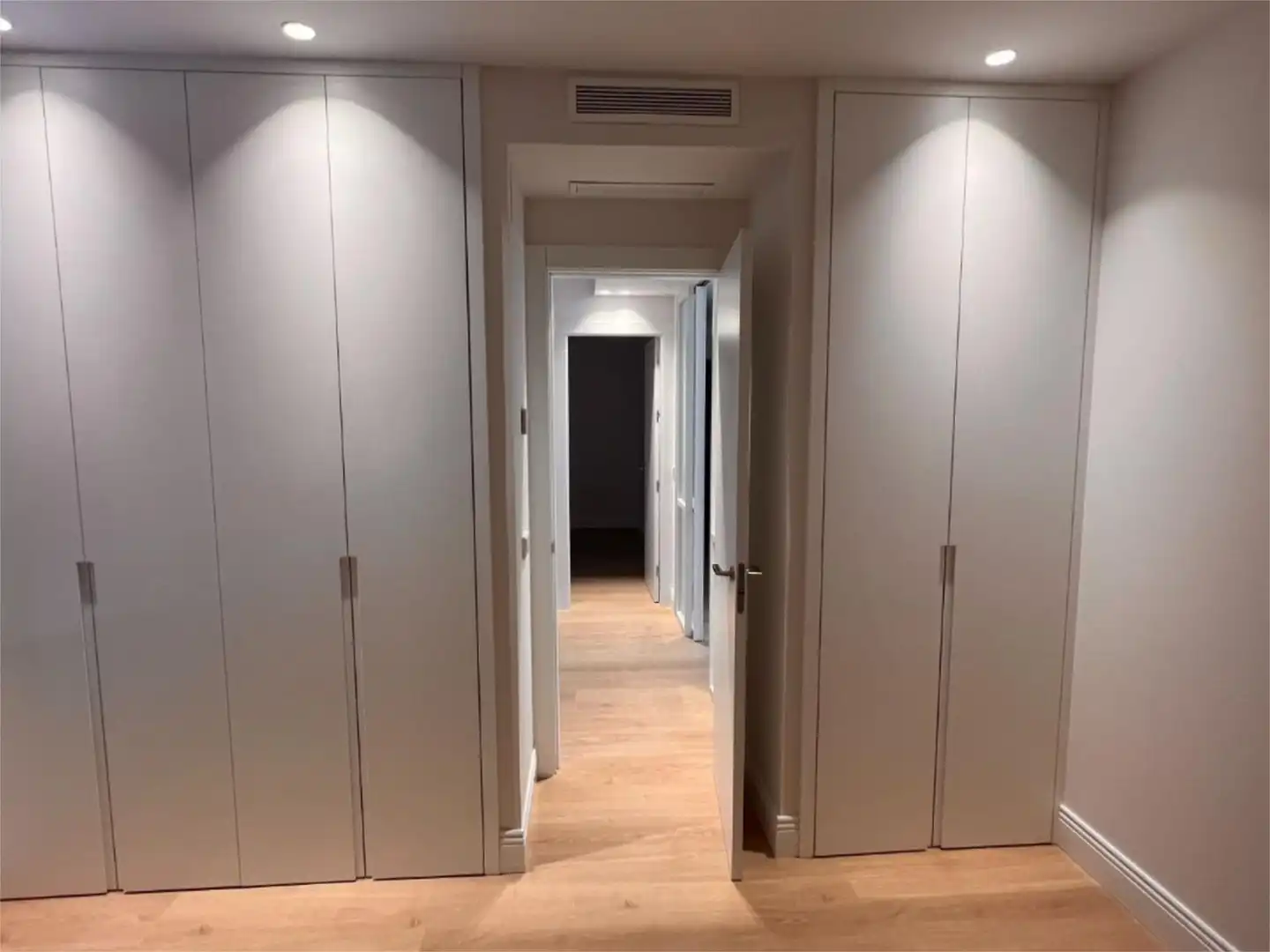 Flat for sale in Sevilla  with Air Conditioner, Heating and Private garden
