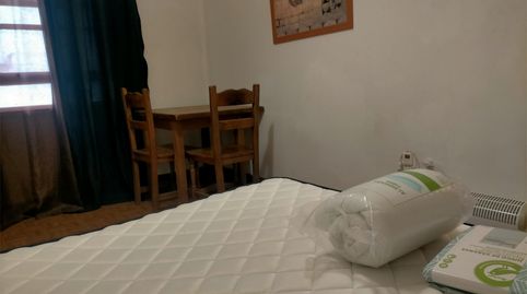 Foto 5 de Piso de alquiler en Rúa Illa de Tambo, 6, A Malata - Catabois - Ciudad Jardín, Ferrol