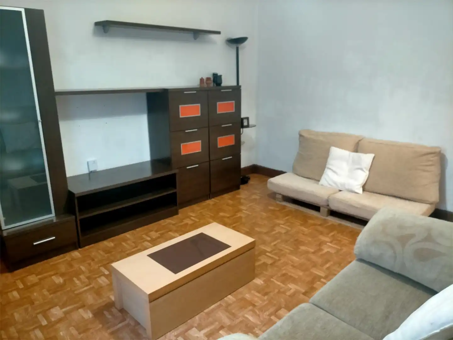 Wohnung zur Miete in Rúa Illa de Tambo, 6, A Malata - Catabois - Ciudad Jardín