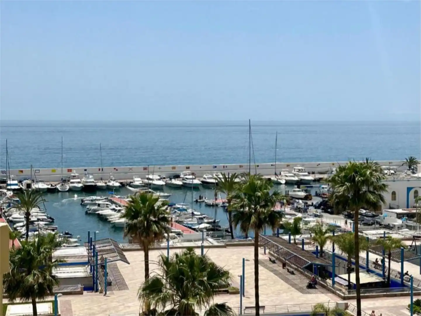 Vista exterior de Pis de lloguer en Marbella amb Aire condicionat, Calefacció i Terrassa