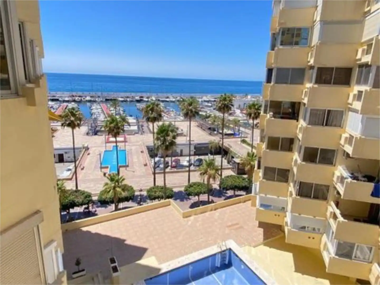 Vista exterior de Pis de lloguer en Marbella amb Aire condicionat, Calefacció i Terrassa