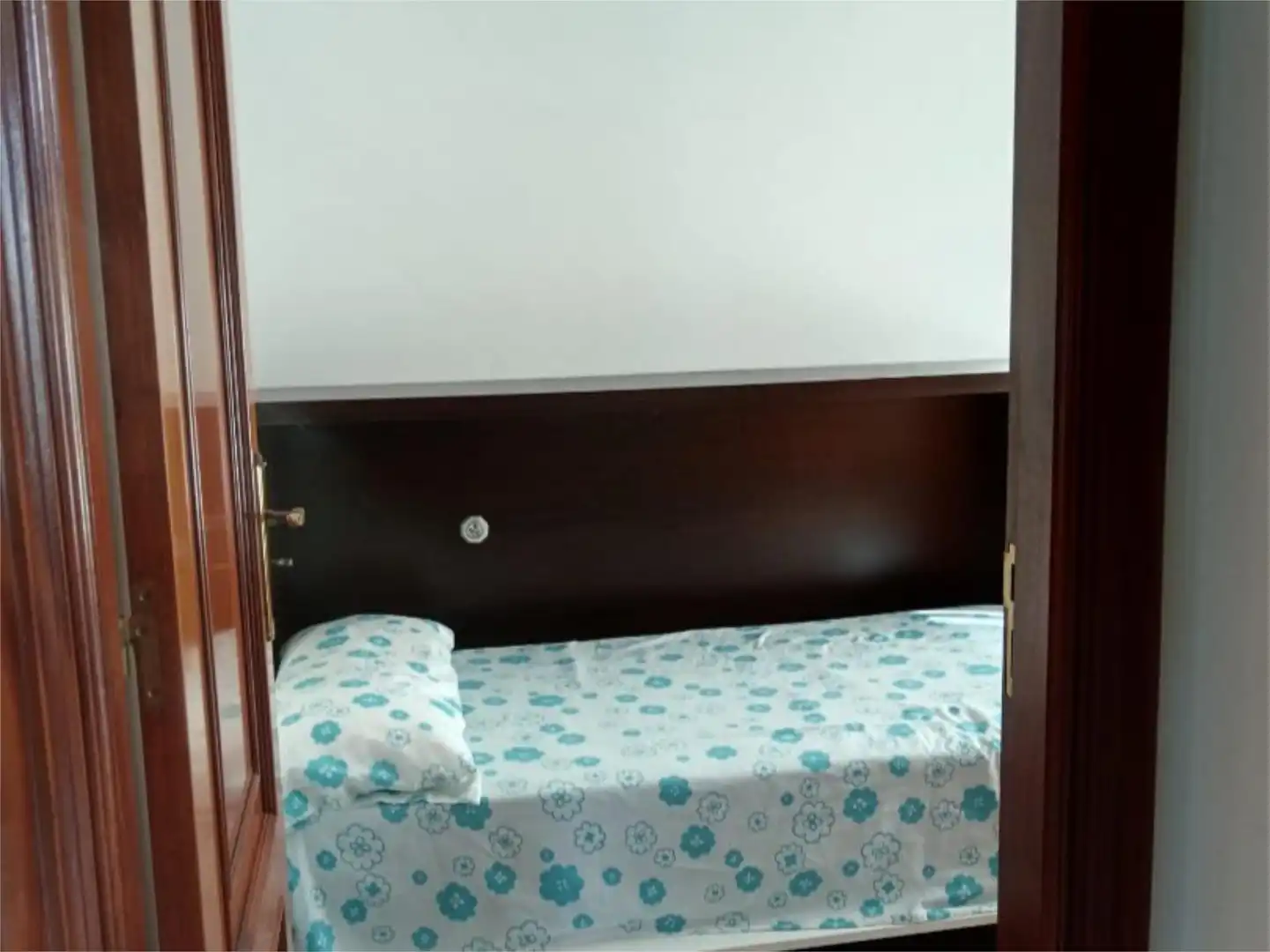 Pis en venda a Rúa Os Olmos, 32, Cambados Dormitori de Pis en venda en Cambados amb Calefacció i Videoporter