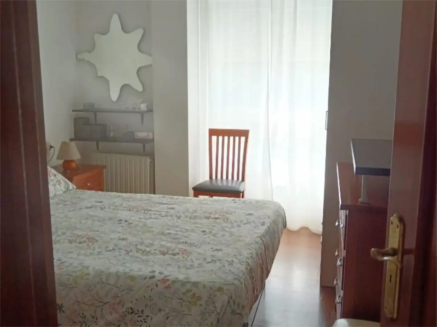 Pis en venda a Rúa Os Olmos, 32, Cambados Dormitori de Pis en venda en Cambados amb Calefacció i Videoporter