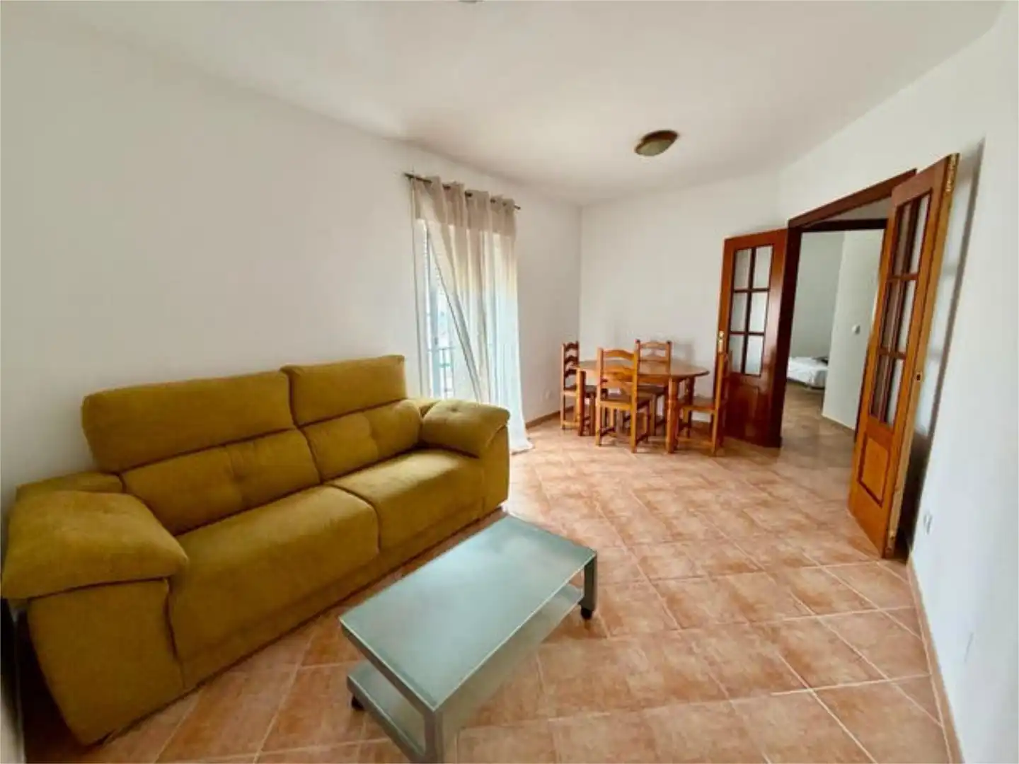 Sala de estar de Piso de alquiler en La Línea de la Concepción con Amueblado