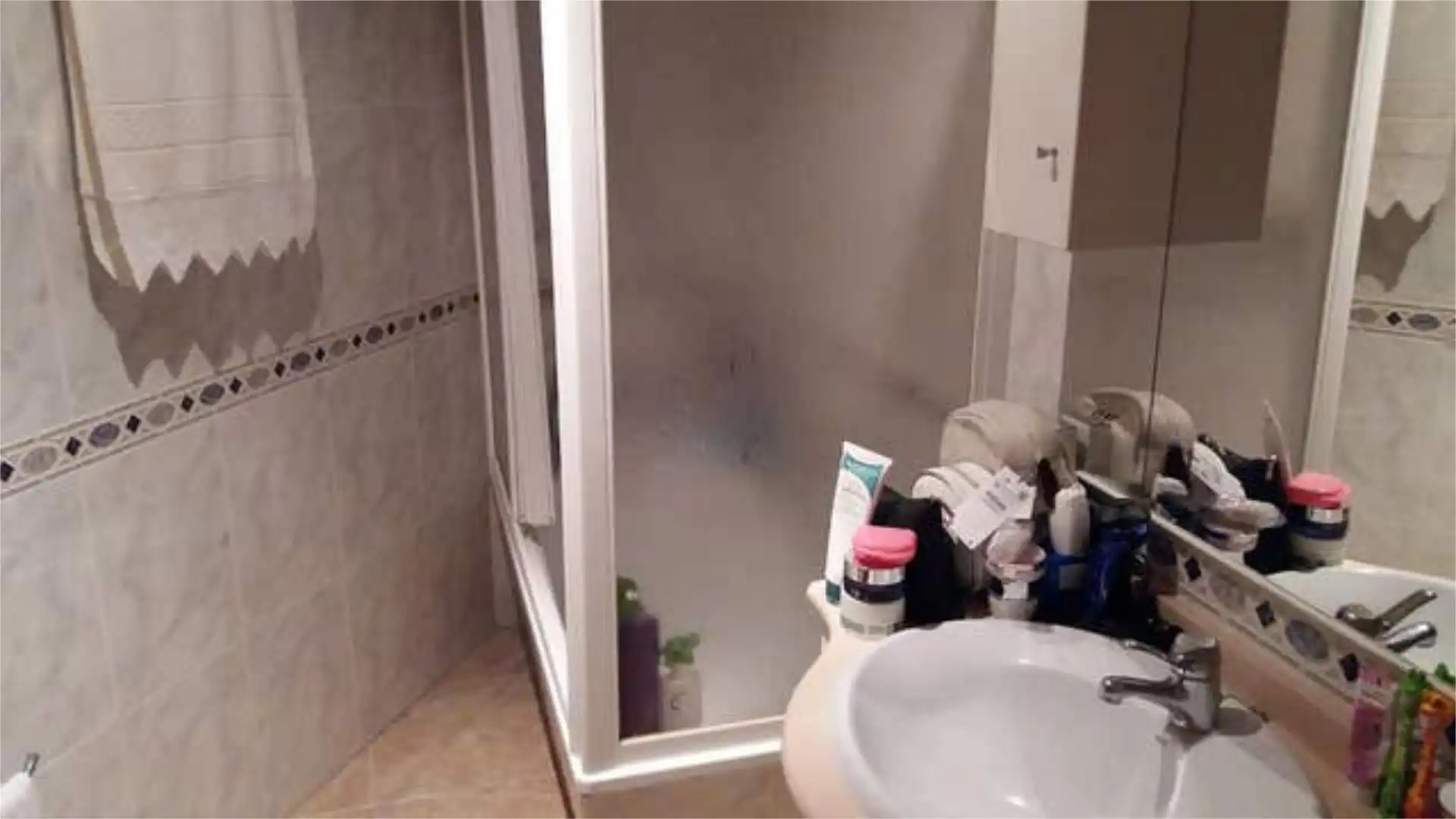 Flat for rent in La Flota Bathroom of Flat for rent in Murcia with Heating, Terrace and Furnished
