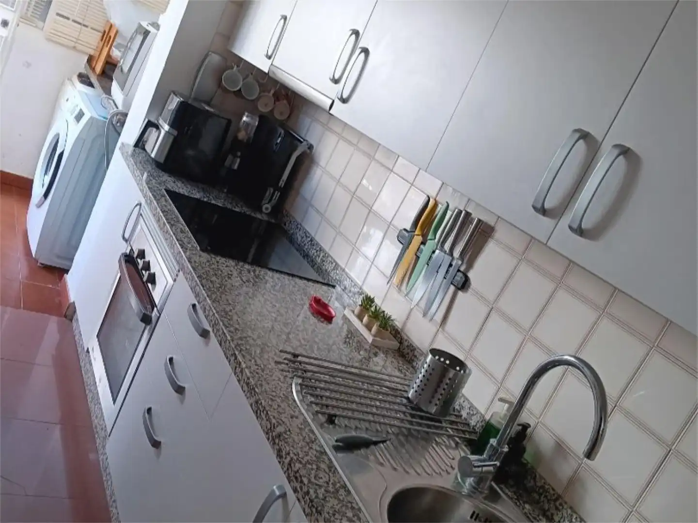 Cuina de Pis en venda en Vélez-Málaga amb Aire condicionat, Calefacció i Jardí privat