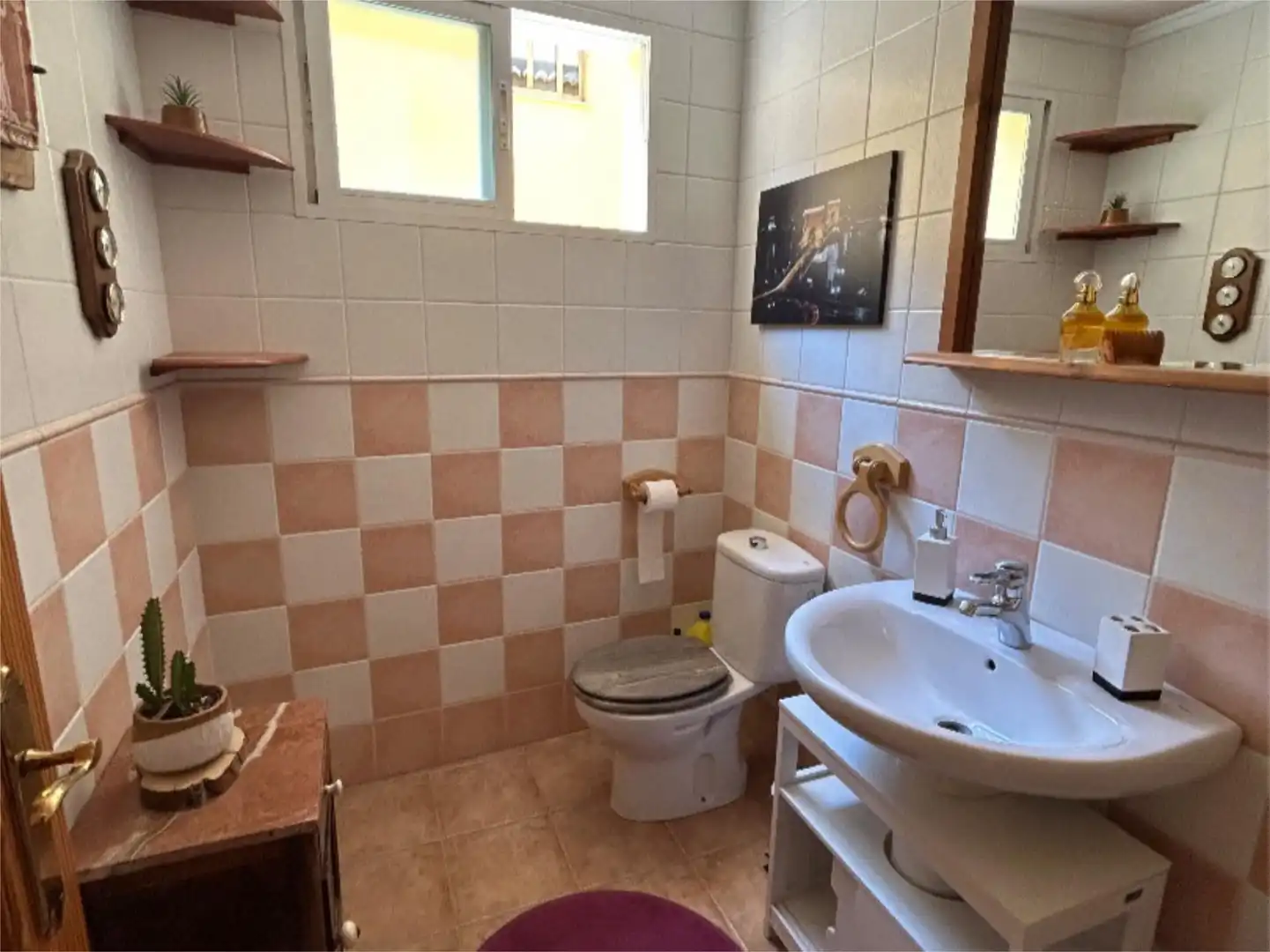 Dúplex de alquiler en Calle de Juan Izquierdo, 30, Casco Antiguo Baño de Dúplex de alquiler en Llíria con Aire acondicionado, Calefacción y Terraza