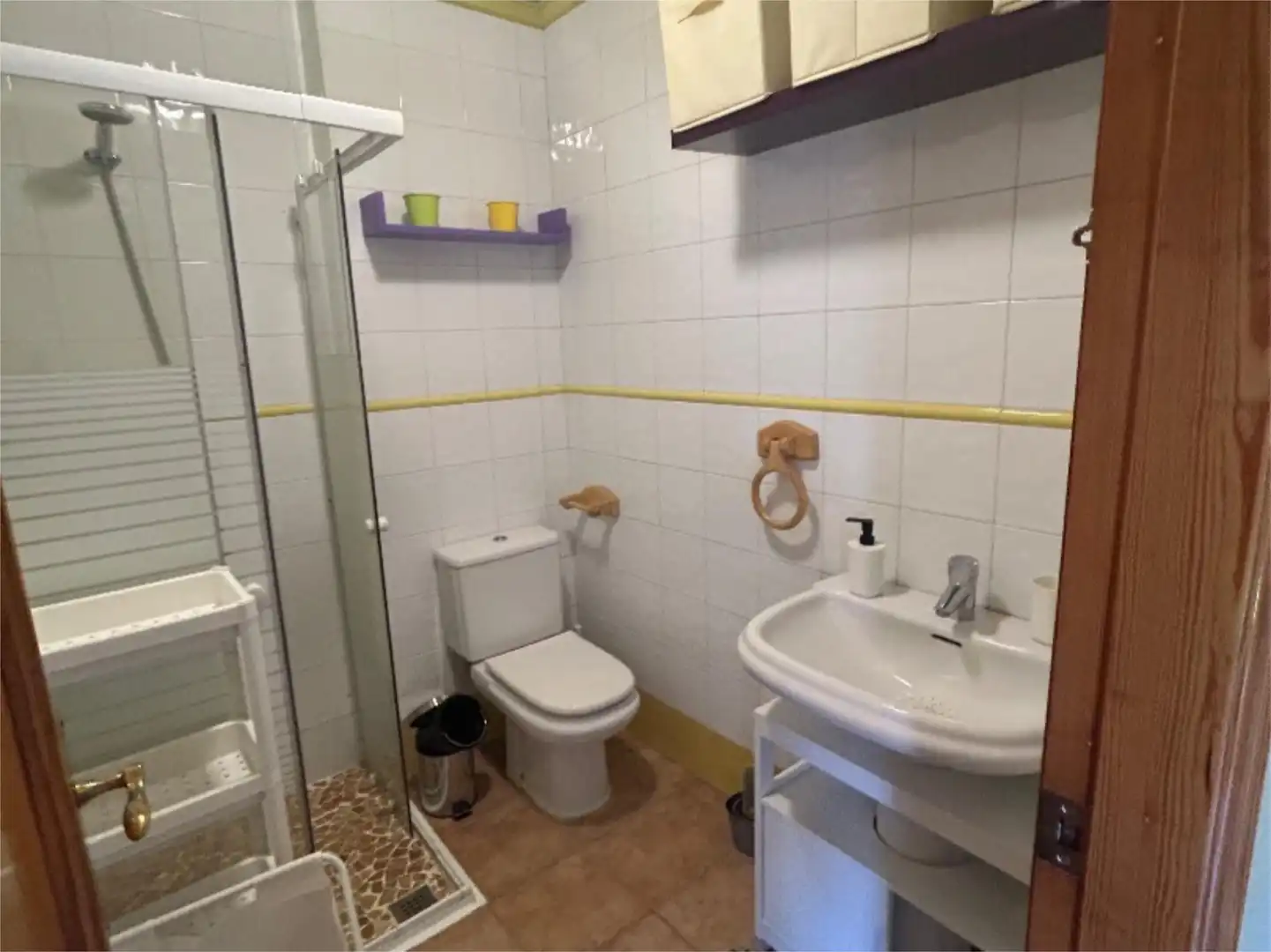 Dúplex de alquiler en Calle de Juan Izquierdo, 30, Casco Antiguo Baño de Dúplex de alquiler en Llíria con Aire acondicionado, Calefacción y Terraza