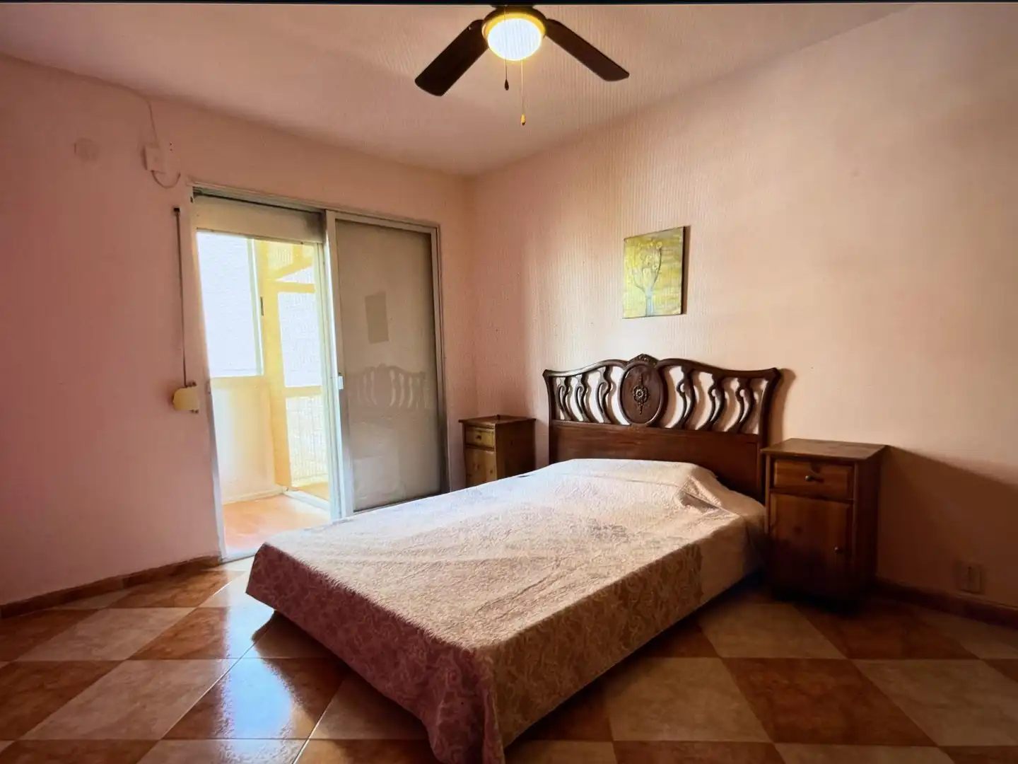Piso en venta en Calle de Santa Teresa, 2, Nuevo Aranjuez - Ciudad de las Artes Habitación de Piso en venta en Aranjuez con Terraza y Balcón