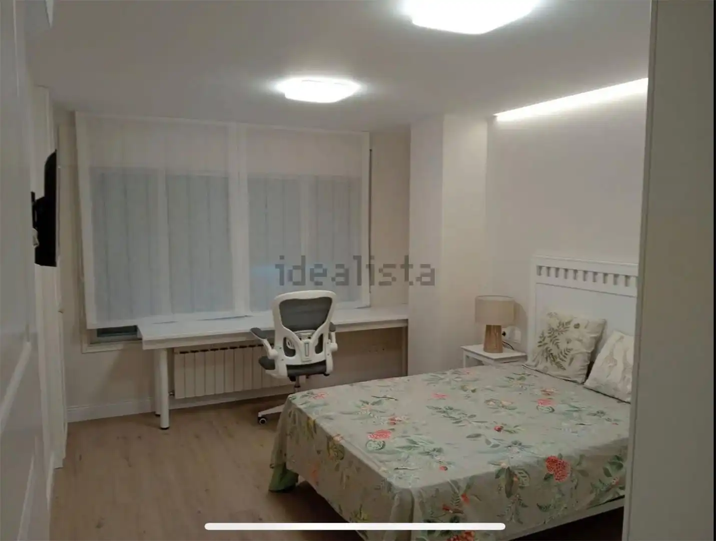 Room in Calle de Pedro Joaquín Soler, 6, Alfonso Room in Calle de Pedro Joaquín Soler, 6, Alfonso