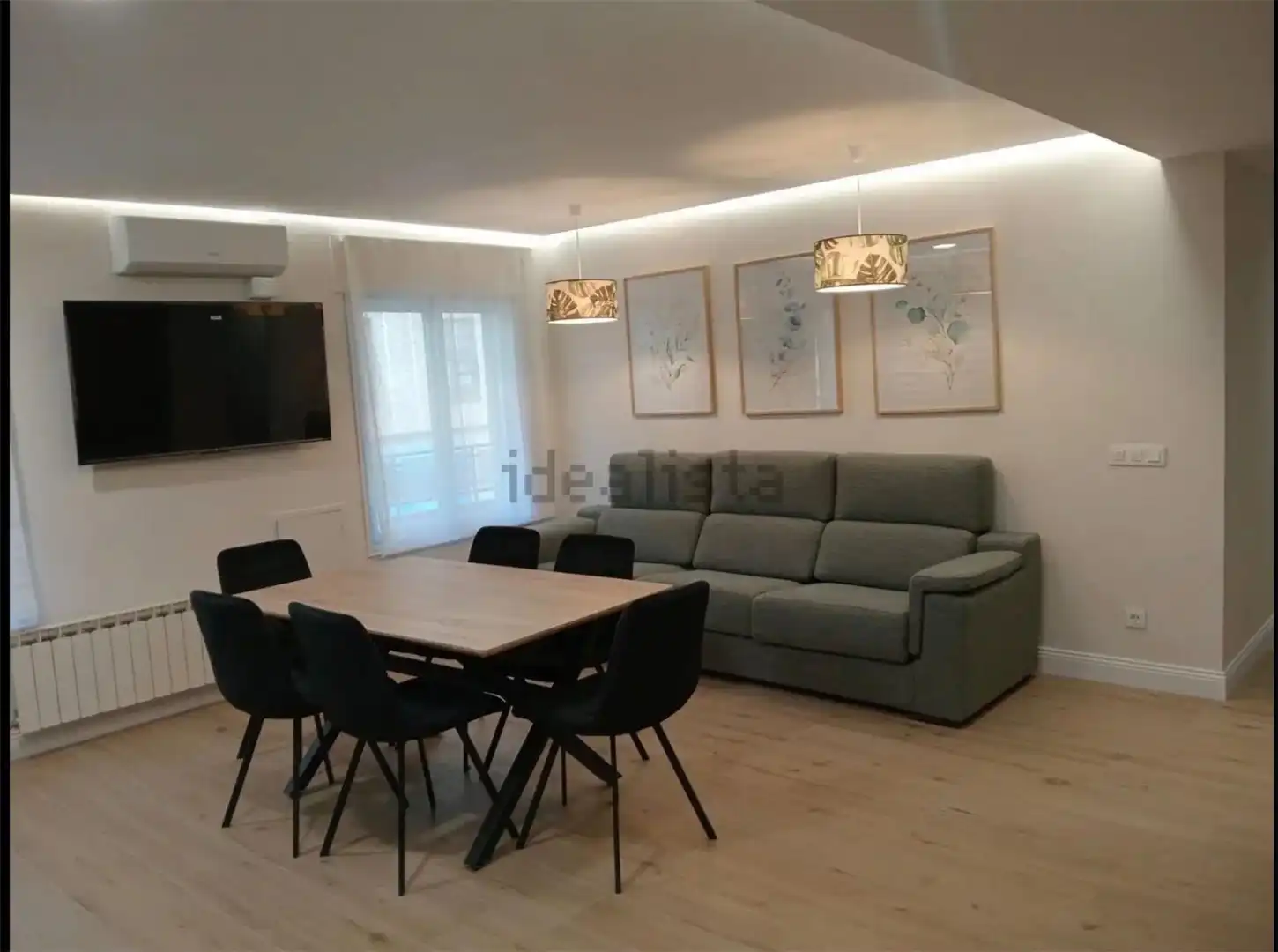 Room in Calle de Pedro Joaquín Soler, 6, Alfonso Room in Calle de Pedro Joaquín Soler, 6, Alfonso
