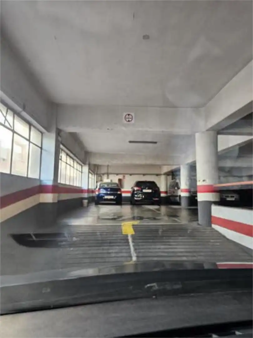 Garaje de alquiler en Salamanca - Uruguay Parking de Garaje de alquiler en Santa Cruz de Tenerife
