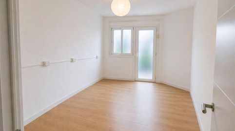 Foto 2 de Piso en venta en Carrer de L'autonomia, 11, La Salut, Badalona