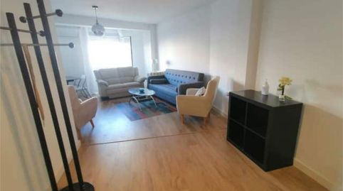 Foto 3 de Piso de alquiler en Barrio Alto - San Félix, Almería Capital