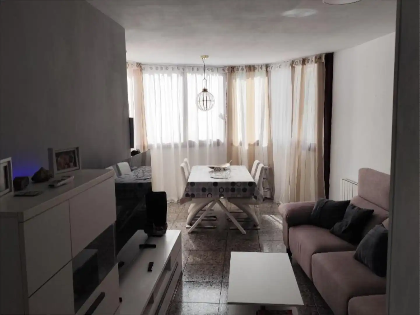 Sala de estar de Piso de alquiler en Sant Andreu de la Barca con Aire acondicionado y Calefacción