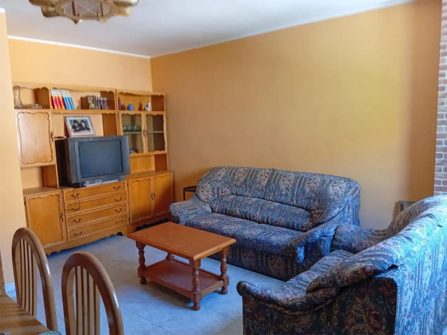 Wohnzimmer von Wohnung zum Verkauf in Cañete mit Heizung und Möbliert