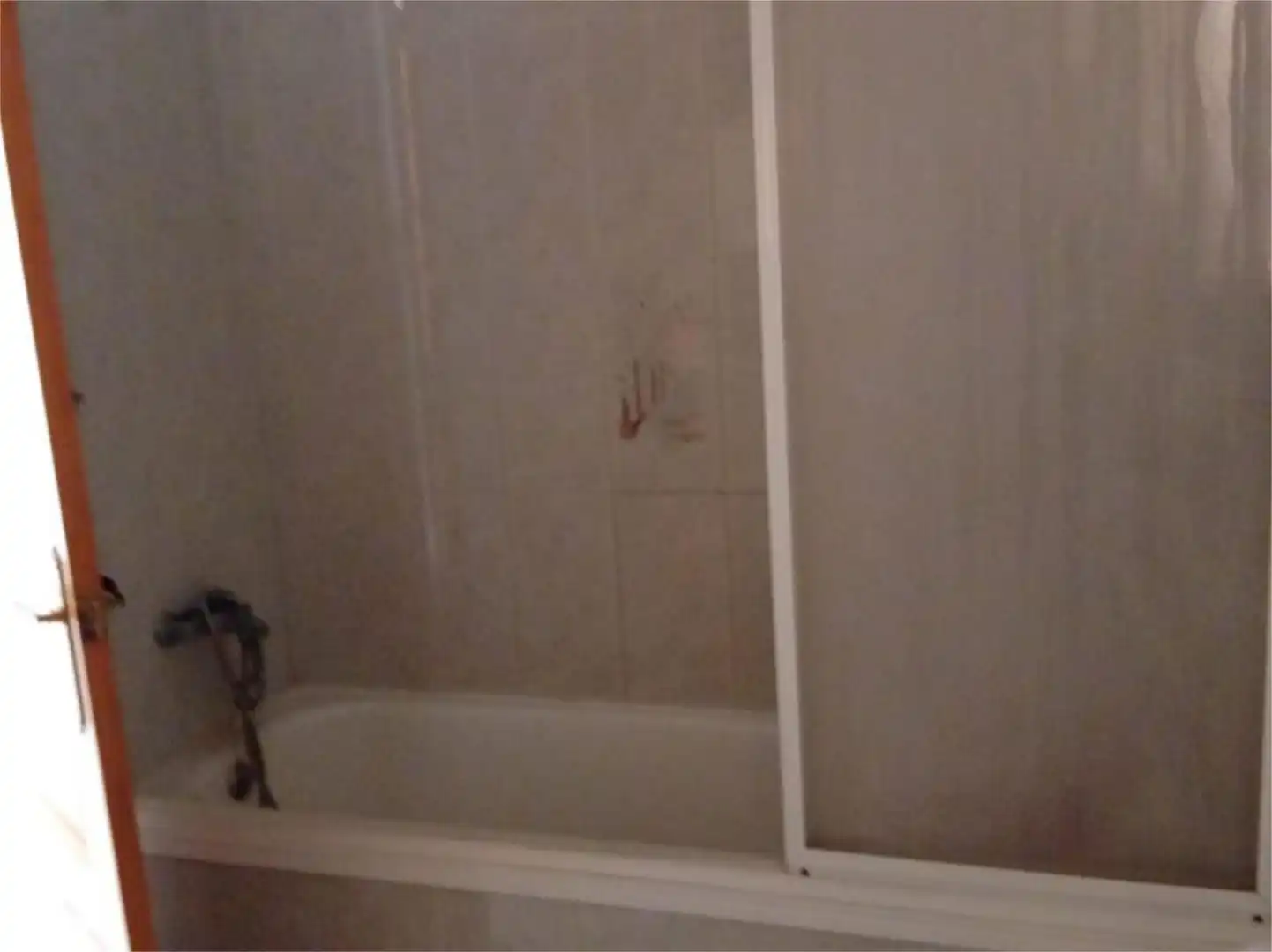 Badezimmer von Wohnung zum Verkauf in Cañete mit Heizung und Möbliert