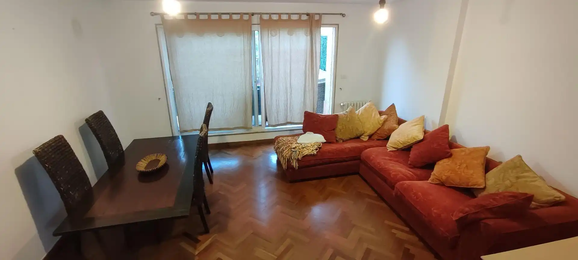 Wohnung zur Miete in Rúa Hábitat, 8, Perillo Wohnzimmer von Wohnung zur Miete in Oleiros mit Terrasse und Abstellraum