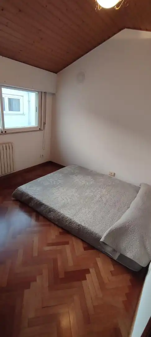 Wohnung zur Miete in Rúa Hábitat, 8, Perillo Schlafzimmer von Wohnung zur Miete in Oleiros mit Terrasse und Abstellraum