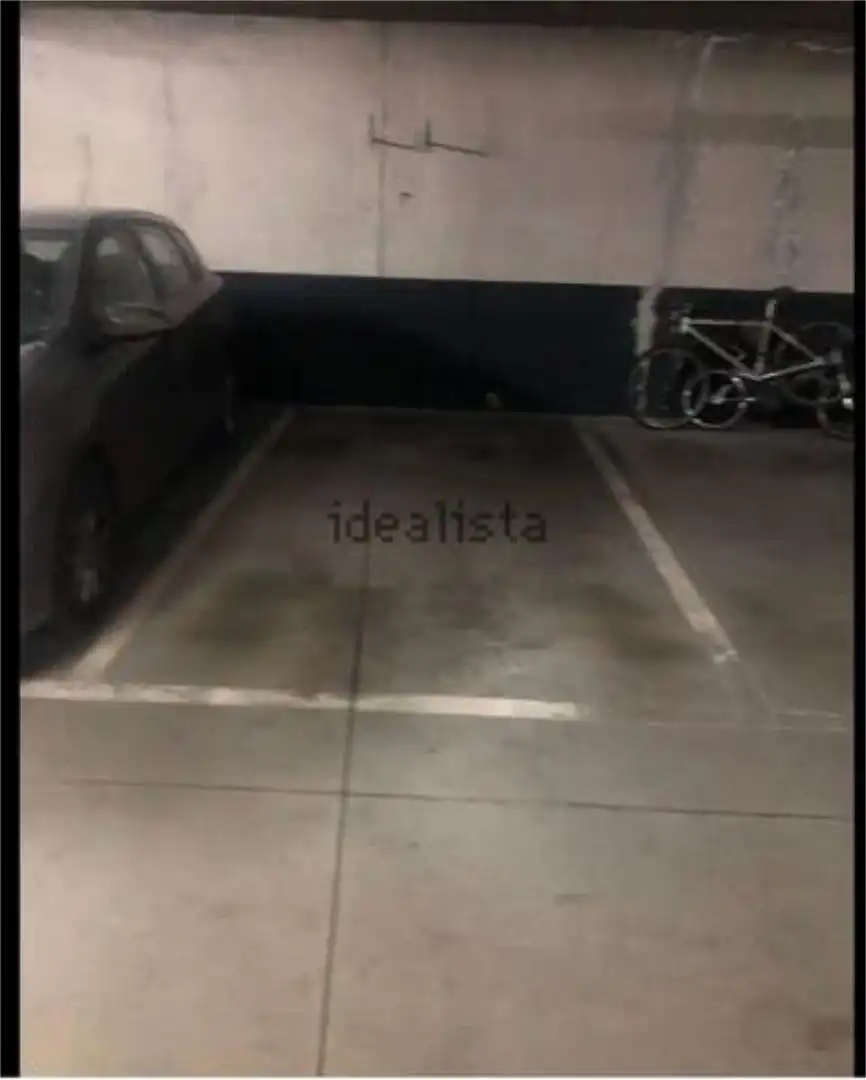 Aparcament de Garatge de lloguer en Madrid