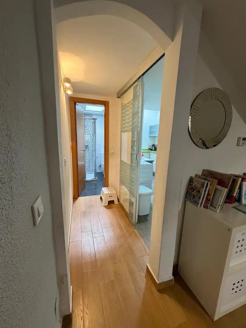 Casa adosada en venda a Calle de Santa Rafaela María del Sagrado Corazón, 86, Entrevías Casa adosada en venda en Madrid amb Calefacció, Terrassa i Traster