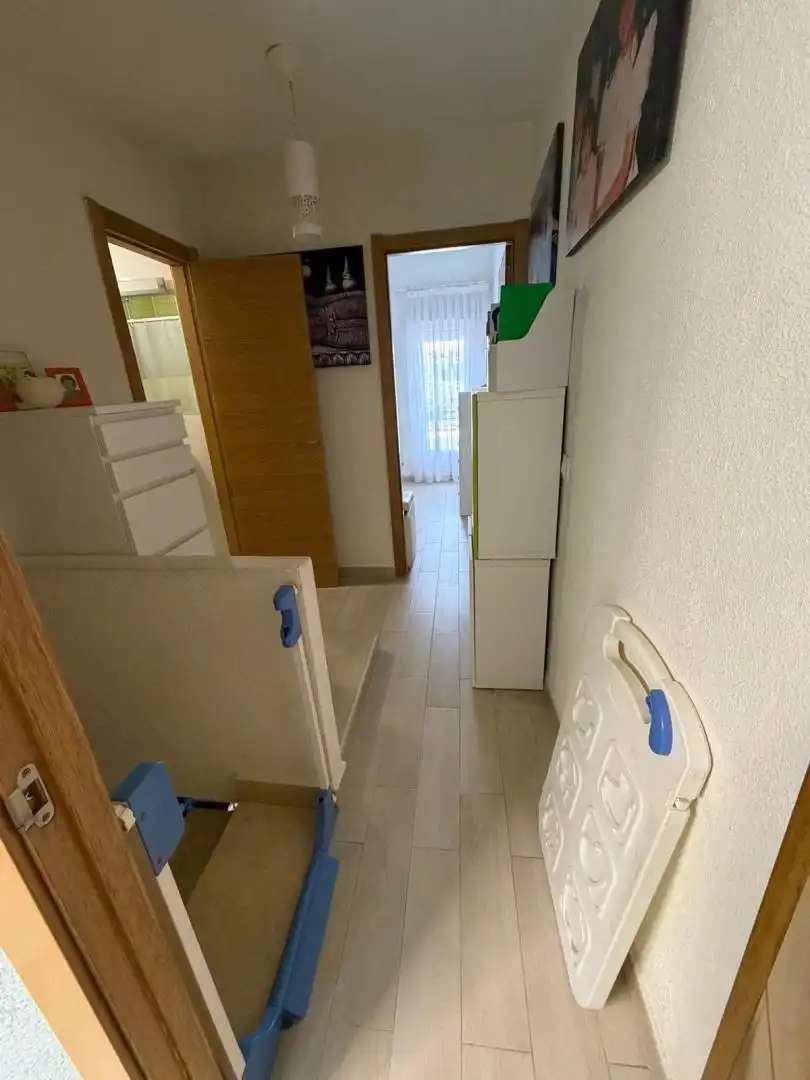 Casa adosada en venda a Calle de Santa Rafaela María del Sagrado Corazón, 86, Entrevías Casa adosada en venda en Madrid amb Calefacció, Terrassa i Traster