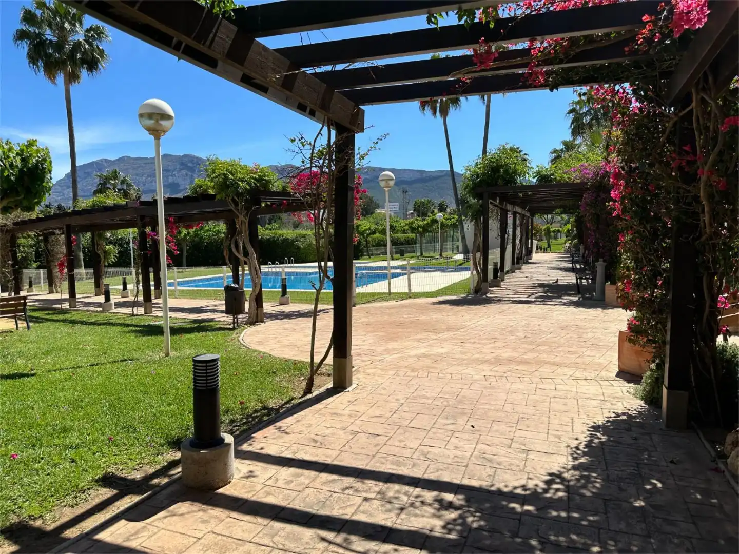 Piso en venta en Camí del Llavador, 5, Les Bassetes - El Marjal Piscina de Piso en venta en Dénia con Aire acondicionado, Terraza y Piscina