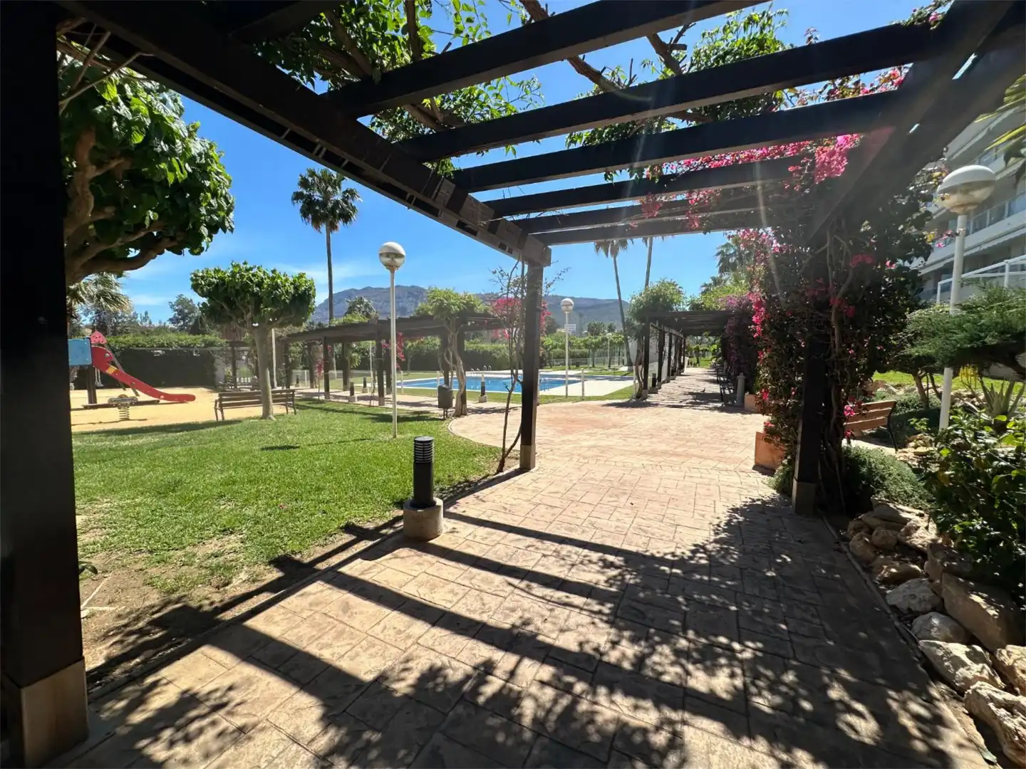 Piso en venta en Camí del Llavador, 5, Les Bassetes - El Marjal Terraza de Piso en venta en Dénia con Aire acondicionado, Terraza y Piscina