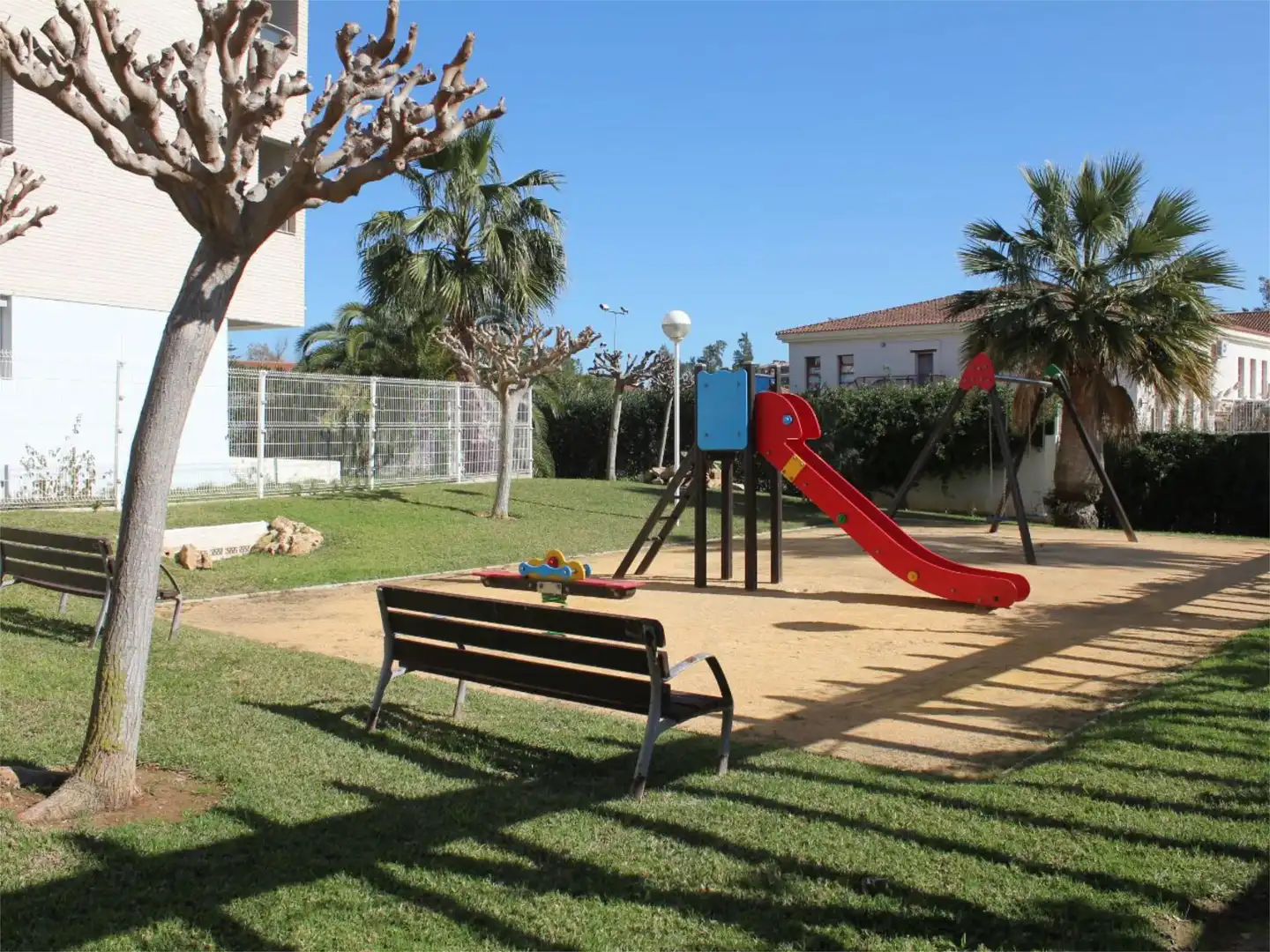Piso en venta en Camí del Llavador, 5, Les Bassetes - El Marjal Jardín de Piso en venta en Dénia con Aire acondicionado, Terraza y Piscina