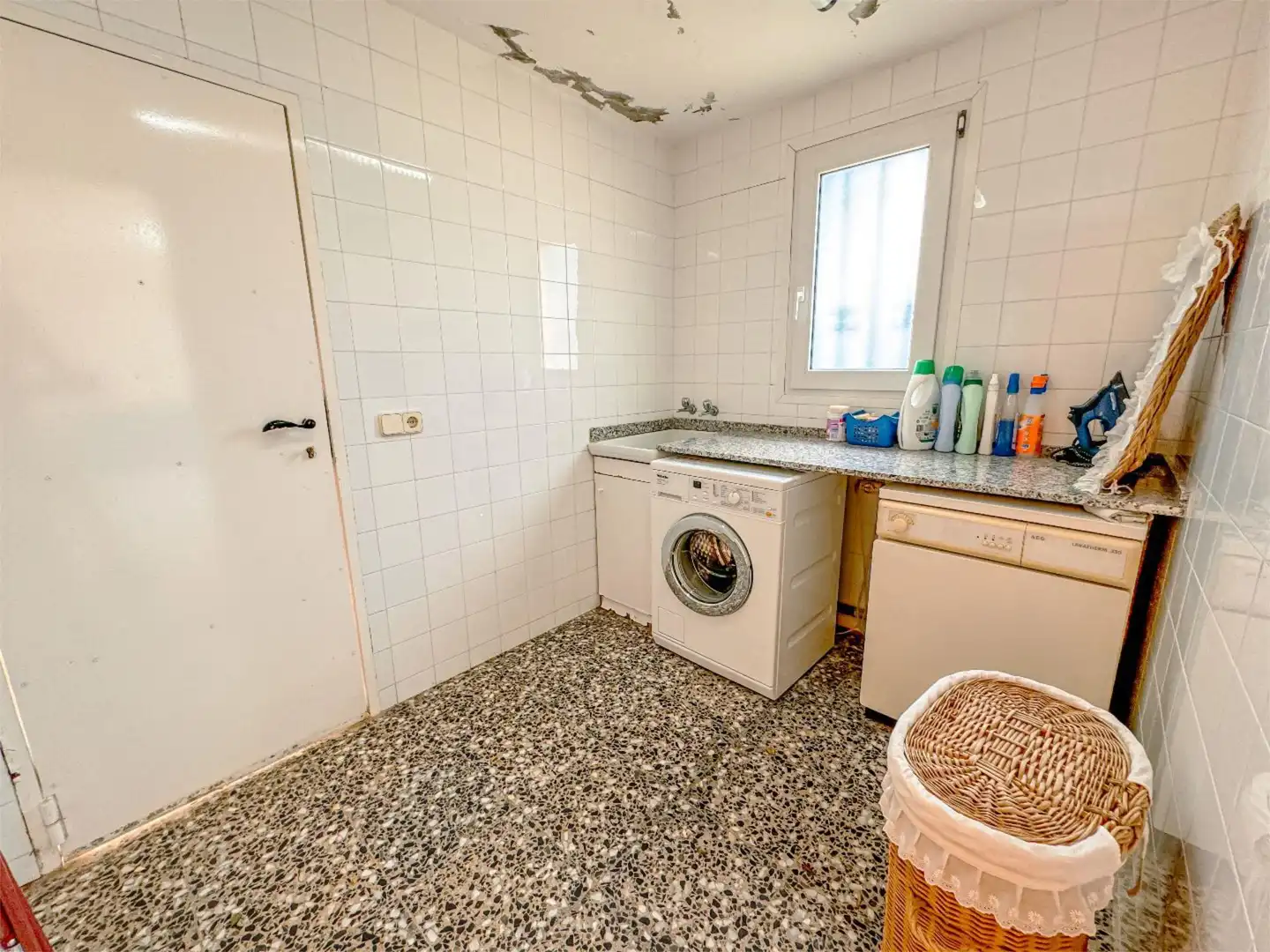 Casa o xalet en venda a Carrer la Plana, 4, Corbera de Llobregat Cuina de Casa o xalet en venda en Corbera de Llobregat amb Terrassa i Balcó