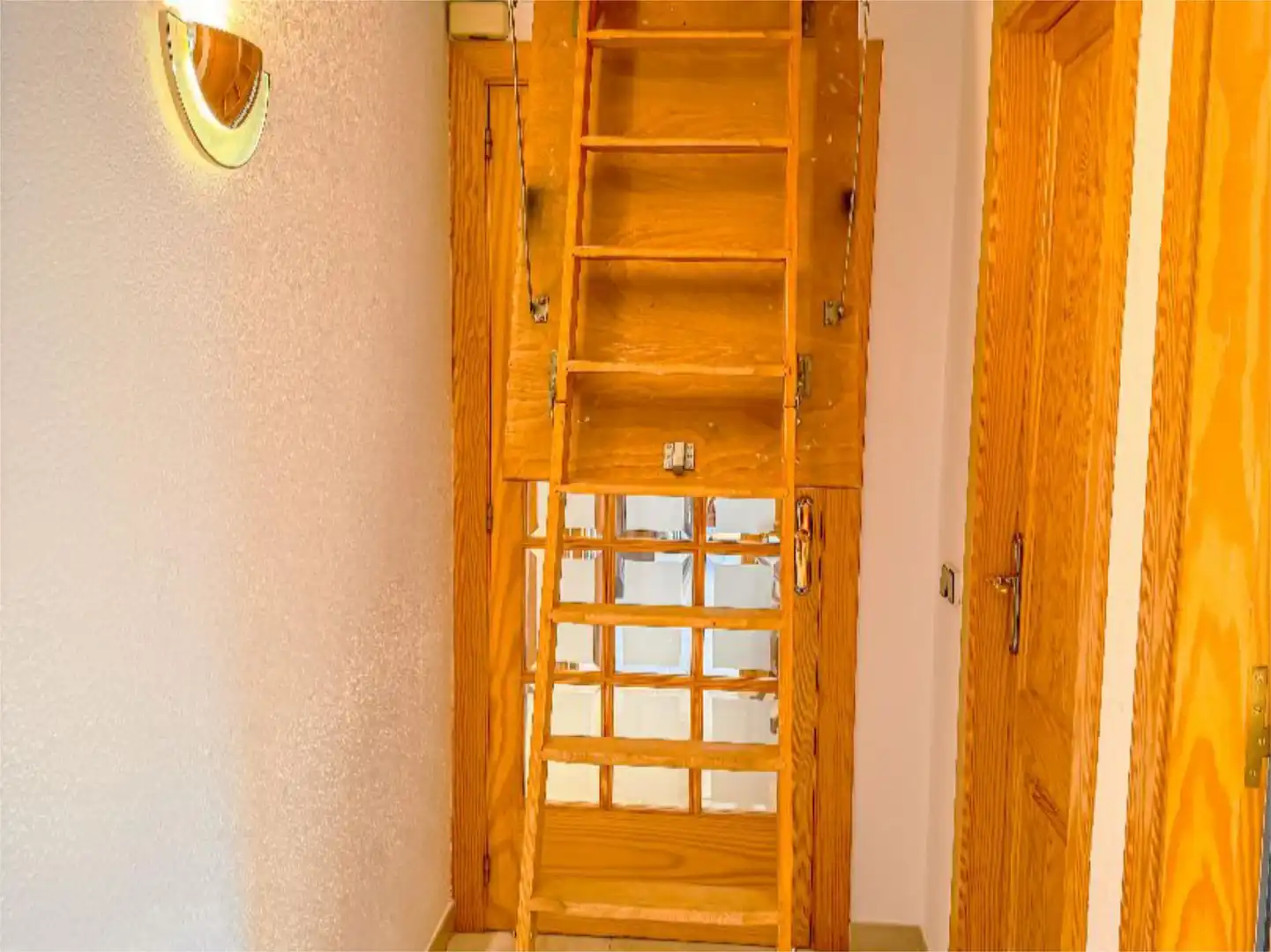 Casa o xalet en venda a Carrer la Plana, 4, Corbera de Llobregat Casa o xalet en venda en Corbera de Llobregat amb Terrassa i Balcó
