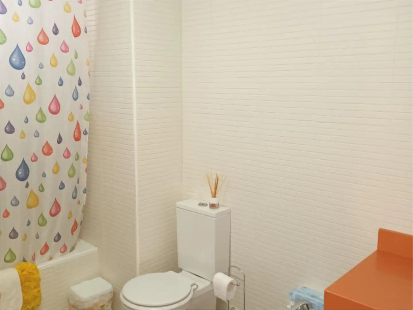 Baño de Piso en venta en Alhendín con Aire acondicionado, Calefacción y Terraza