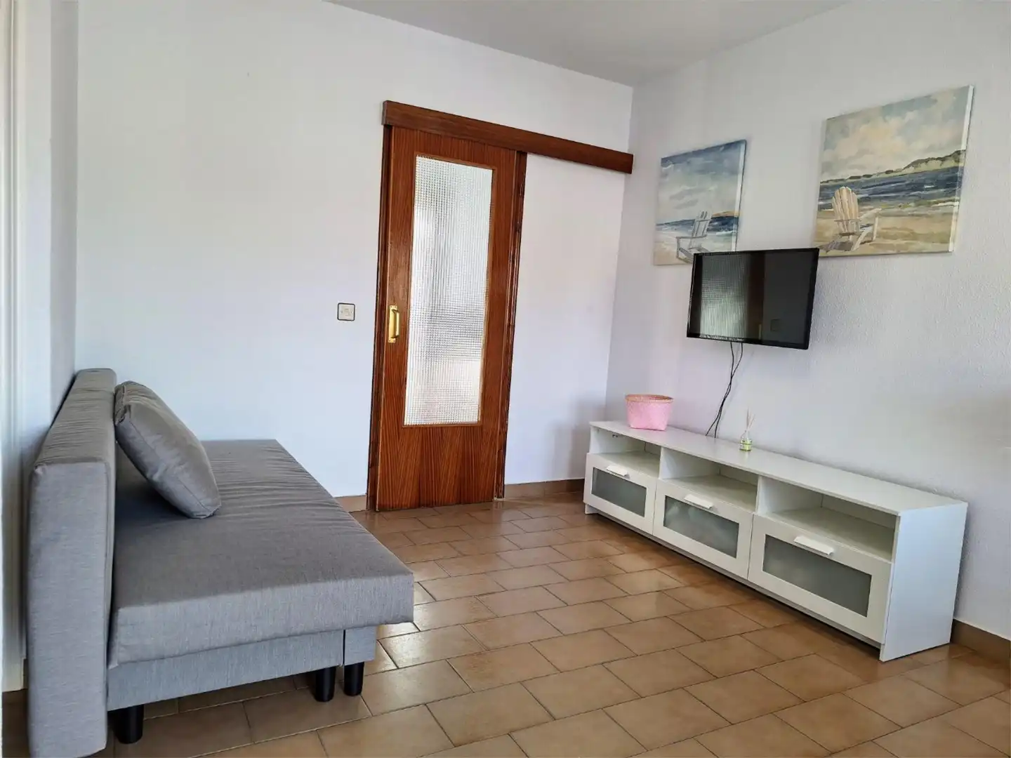 Casa o xalet de lloguer a Sector Gallareta, 89, Centro - Torre de la Higuera Sala d'estar de Casa o xalet de lloguer en Almonte amb Terrassa, Piscina i Moblat