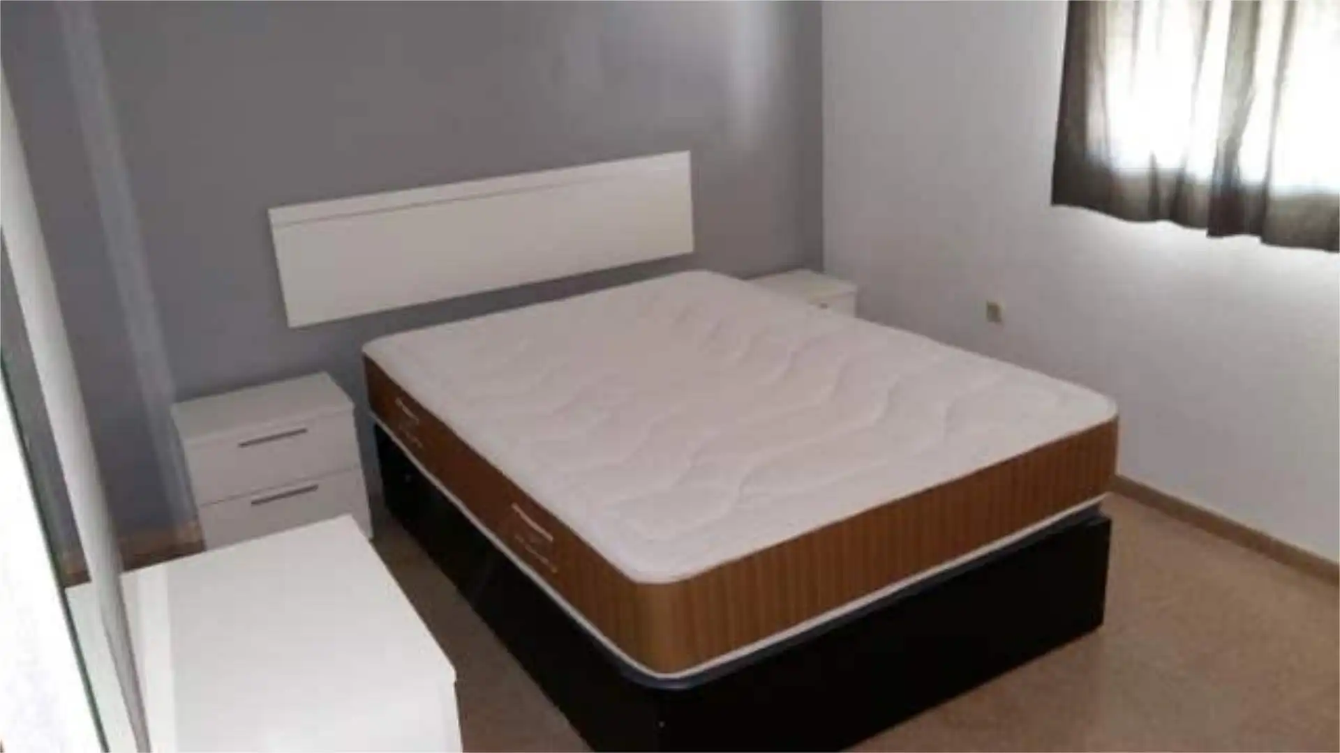 Habitación de Piso de alquiler en Mérida con Calefacción y Amueblado