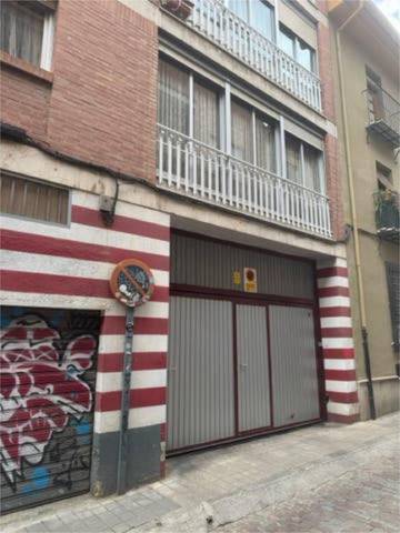 Garaje en Alquiler en Centro - Sagrario