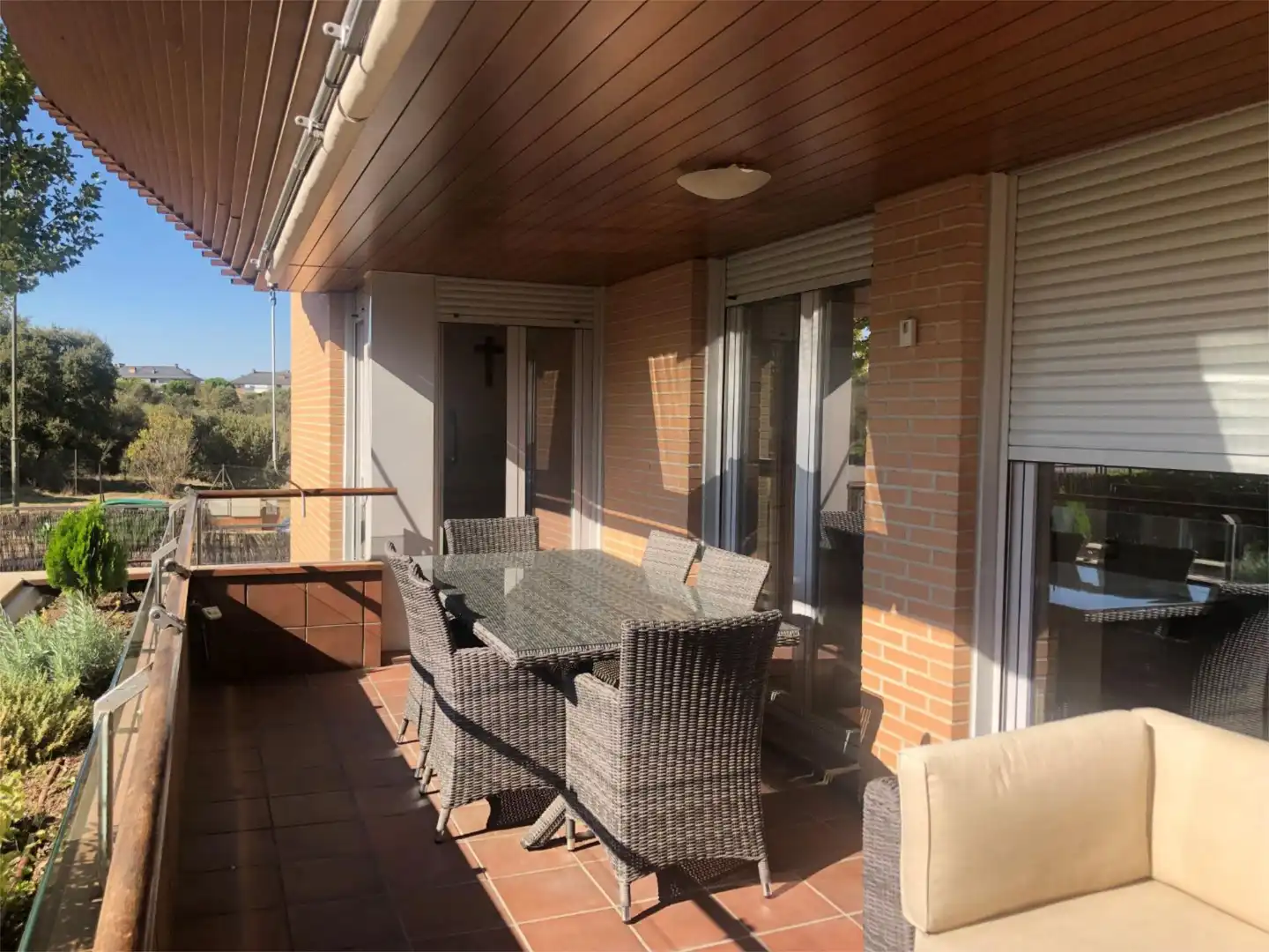 Wohnung zum Verkauf in Calle de la Comunidad Canaria, 4c, Valdepastores - Las Encinas Terrasse von Wohnung zum Verkauf in Boadilla del Monte mit Klimaanlage, Terrasse und Schwimmbad