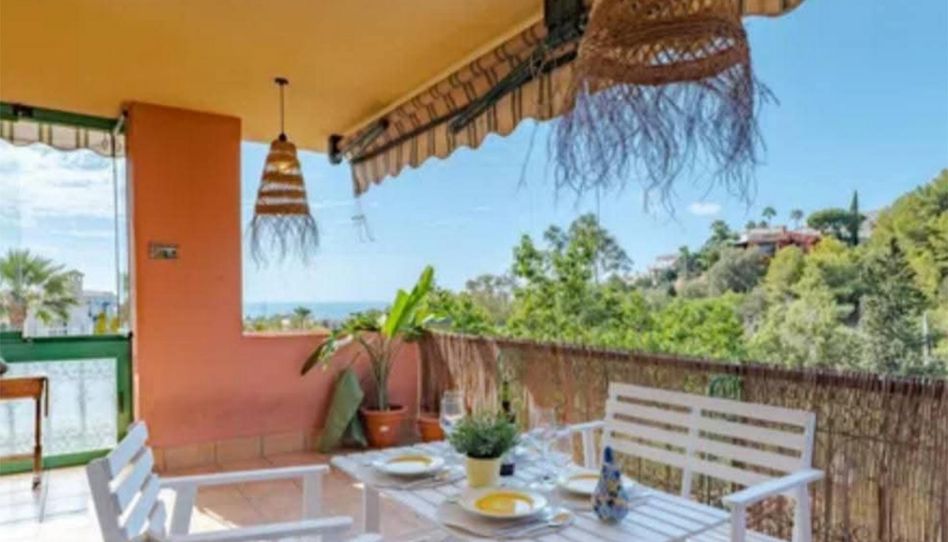 Piso en venta en Calle Los Mirlos, 1, Torreblanca del Sol, Fuengirola - imagen 1 Foto 1 de Piso en venta en Calle Los Mirlos, 1, Torreblanca del Sol, Fuengirola