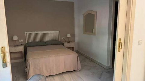 Foto 4 de Apartament de lloguer a Parque Alcosa, Sevilla Capital