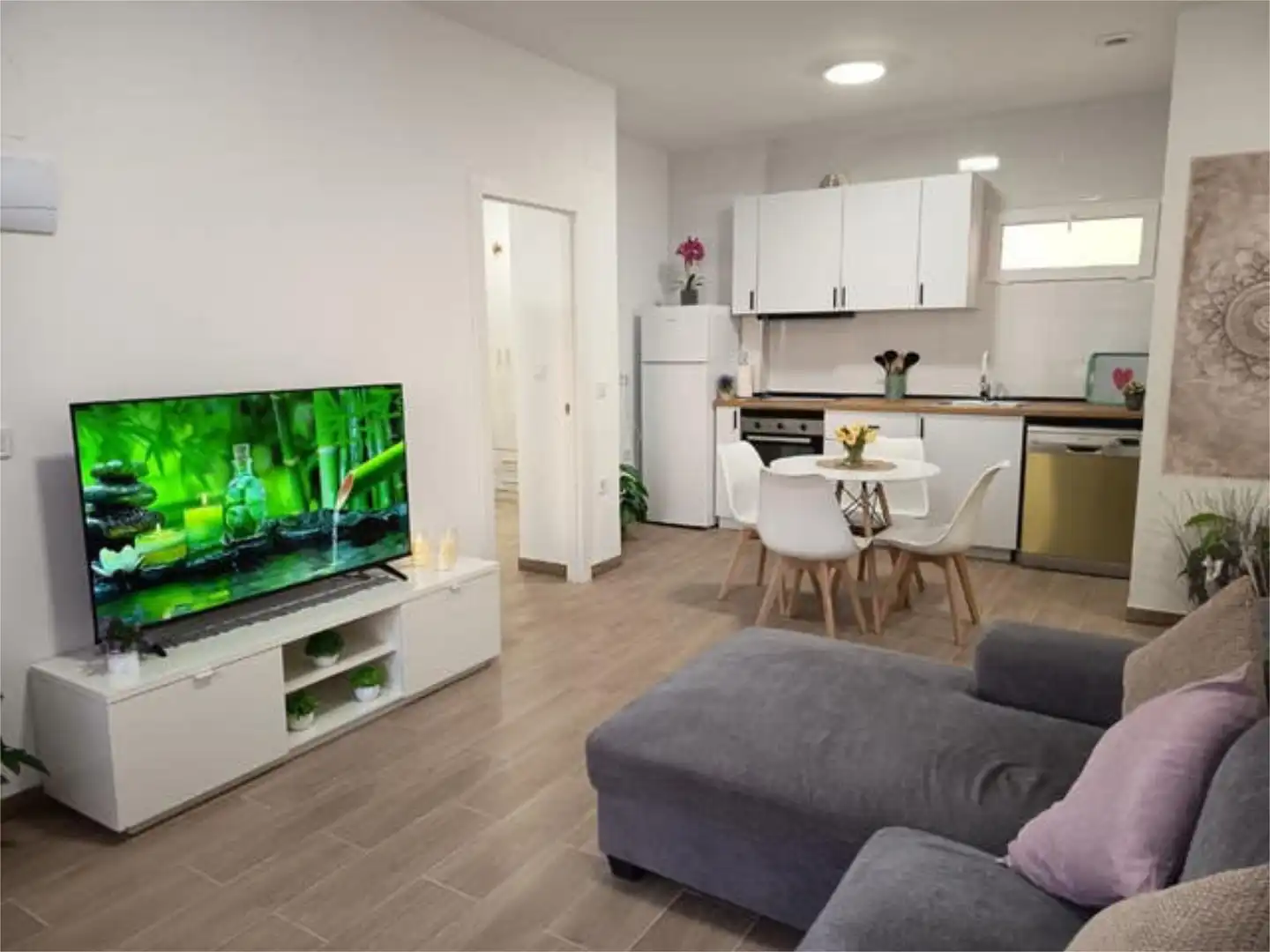 Apartament en venda a Santo Domigo Sala d'estar de Apartament en venda en Alicante / Alacant amb Moblat